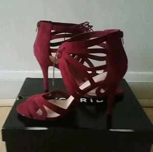 Women's shoes